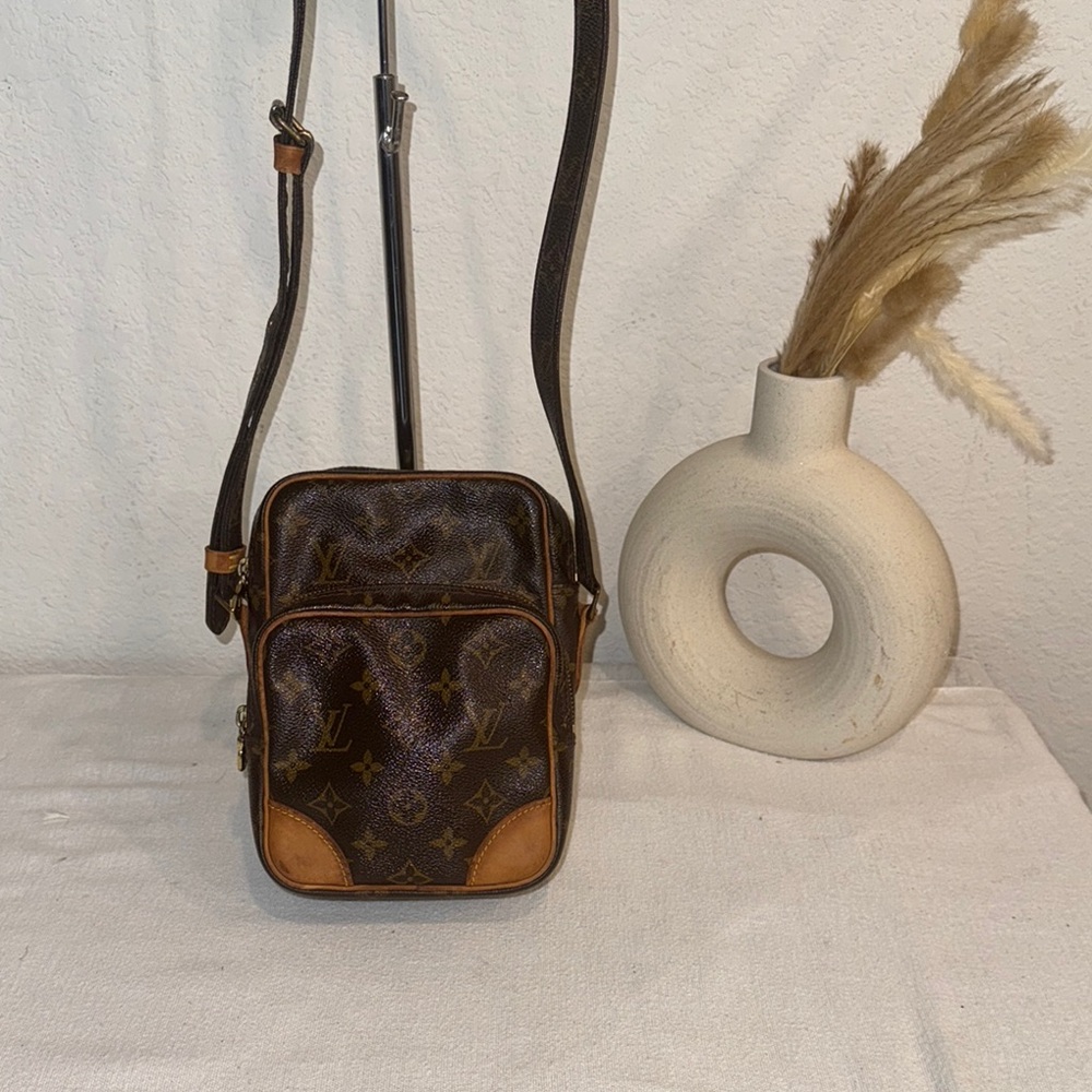 Authentic Louis Vuitton Brown Leather Amazon Bag + Certificate of Authenticity